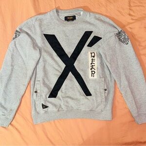 10.Deep Light Gray and Black Crewneck Sweater